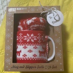 Mug and slipper socks gift set Christmas